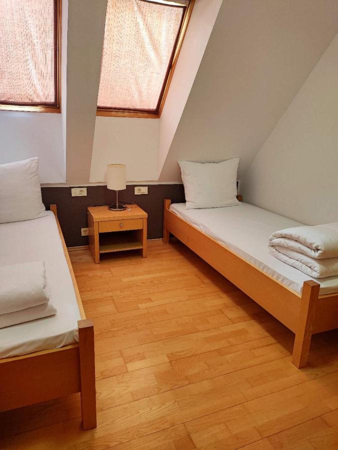 Villa Mari I Maribor Exteriör bild